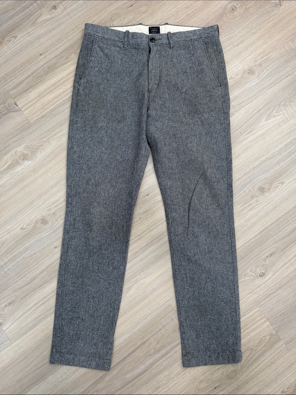 J. Crew Stretch Grey 1040 Athletic Tapered Fit Chino Pants.  Sz 32/34